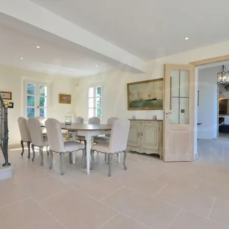 Villa Les Aubres D'or 84 Chemin Du Pre Saint Michel *